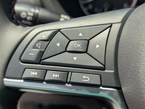 New 2025 Nissan Sentra SR image 14