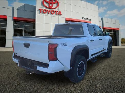 New 2026 Toyota Tacoma TRD Off-Road AWD/4WD image 3