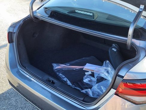 New 2025 Nissan Sentra SV image 4