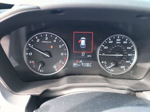 Certified 2024 Subaru Crosstrek 2.0i Premium AWD/4WD image 11