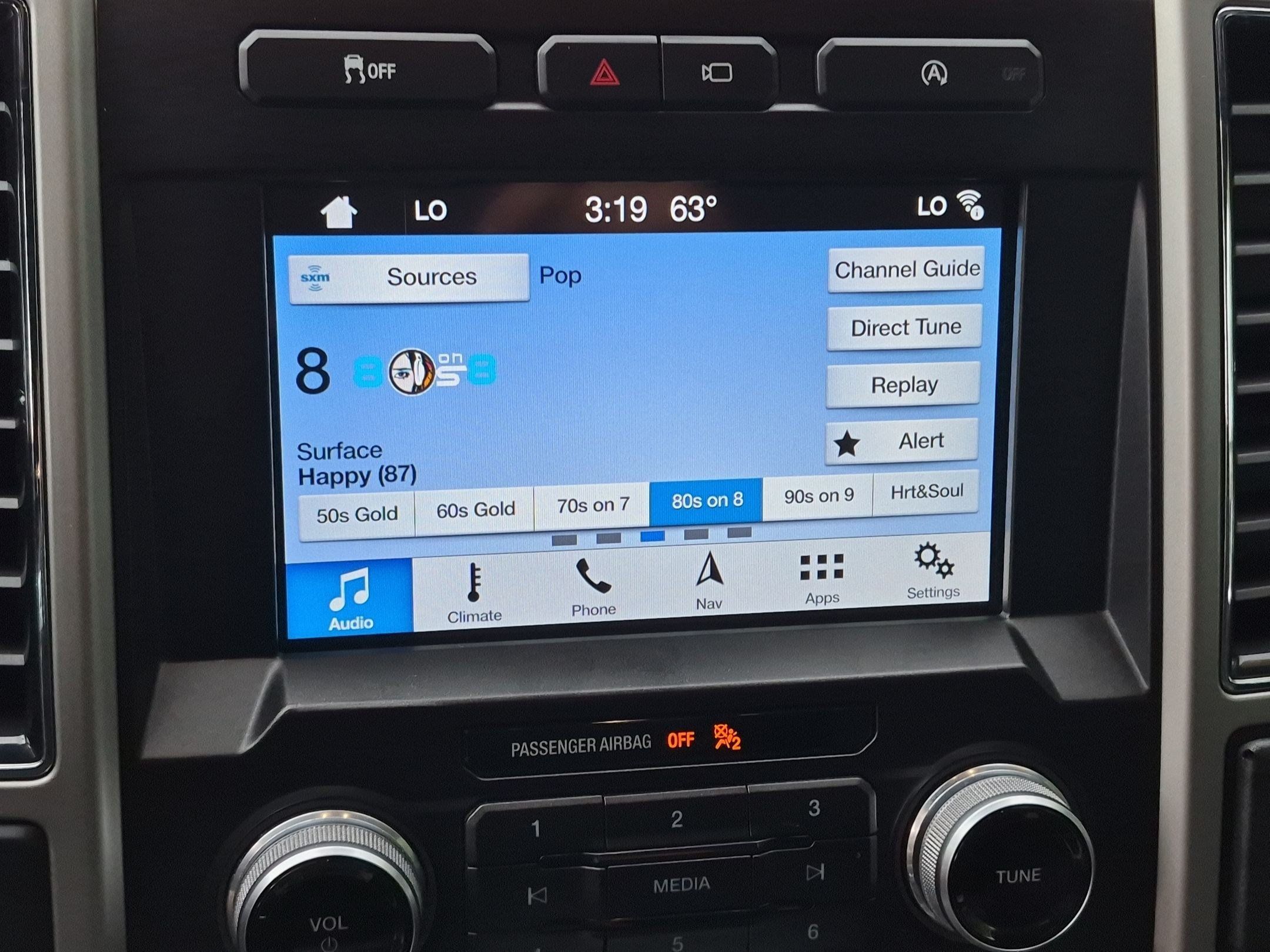 Used 2019 Ford F150 Lariat w/ Equipment Group 502A Luxury AWD/4WD image 19