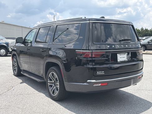 Used 2022 Jeep Wagoneer Series III w/ Convenience Group I AWD/4WD image 6