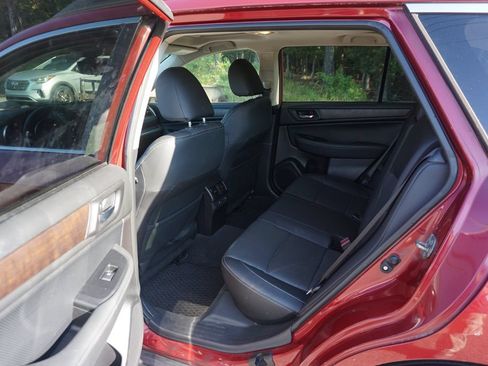Used 2017 Subaru Outback 2.5i Limited AWD/4WD image 14