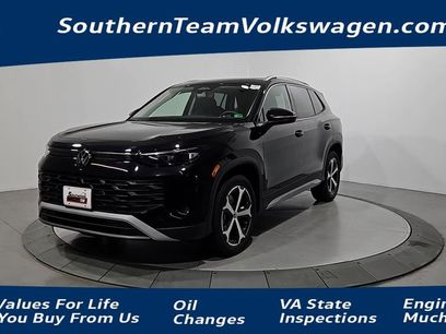 New 2025 Volkswagen Tiguan SE