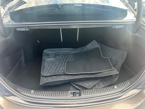 Used 2015 Mercedes-Benz C 300 4MATIC Sedan image 8