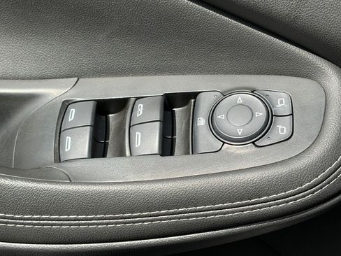 Certified 2023 Buick Encore GX Select w/ Sport Touring Package FWD image 16