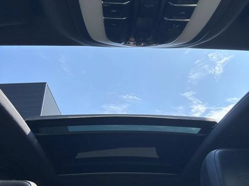 Used 2017 Porsche Macan GTS AWD/4WD image 12