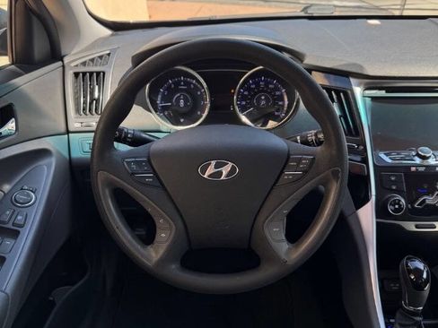 Used 2011 Hyundai Sonata GLS w/ Popular Equipment Pkg 2 FWD image 13