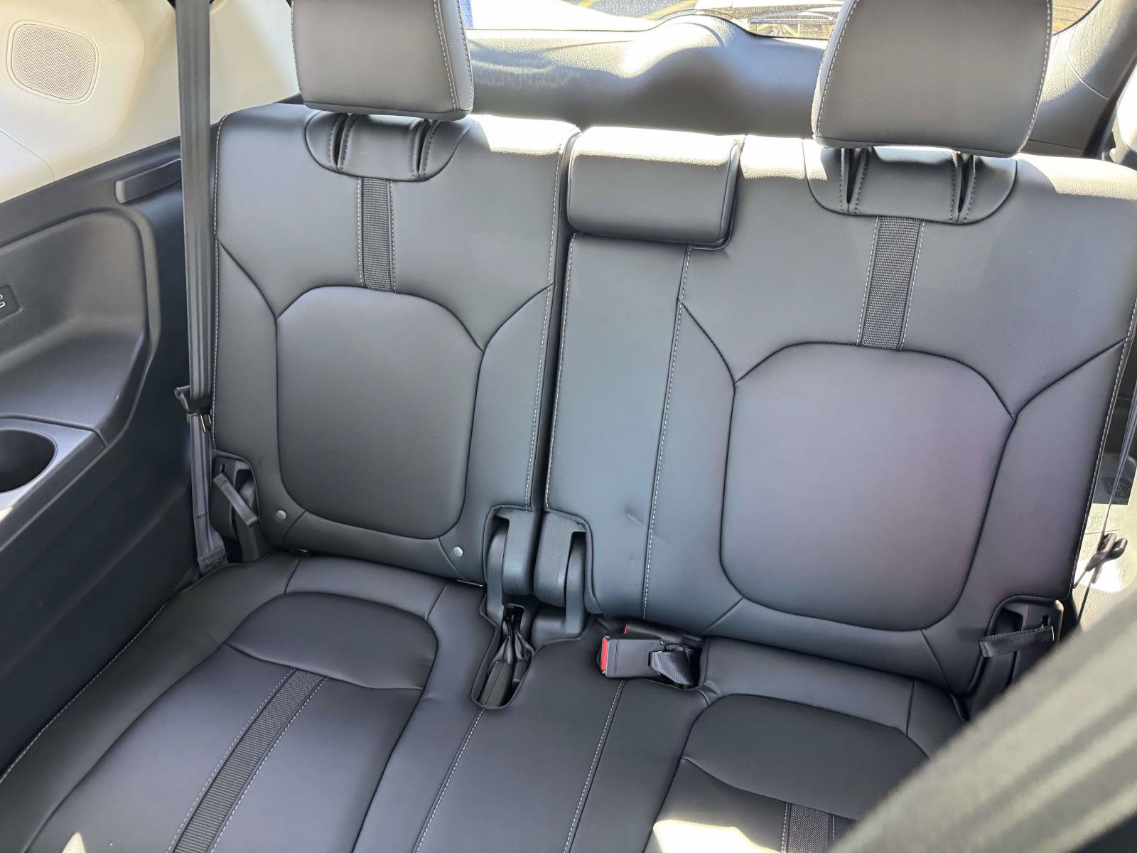 Used 2025 Honda Pilot Touring image 32