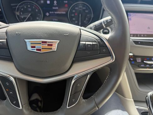 Used 2020 Cadillac XT5 Premium Luxury AWD/4WD image 19