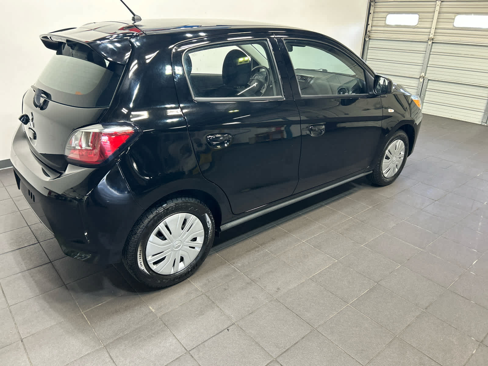 Used 2024 Mitsubishi Mirage ES FWD image 5