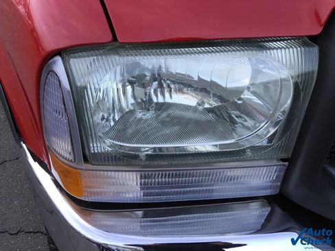 Used 2004 Ford F350 XLT image 21