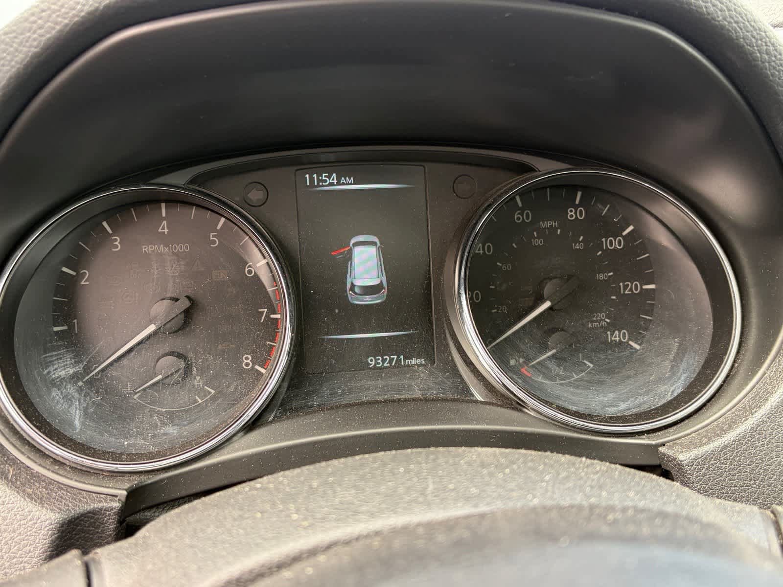 Used 2017 Nissan Rogue SV AWD/4WD image 11