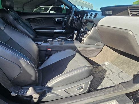 Used 2017 Ford Mustang Premium RWD image 25
