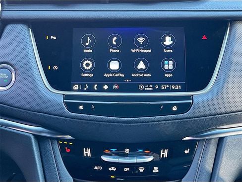 New 2026 Cadillac XT5 Luxury image 14