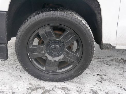 Used 2017 Chevrolet Silverado 1500 W/T w/ WT Convenience Package image 8