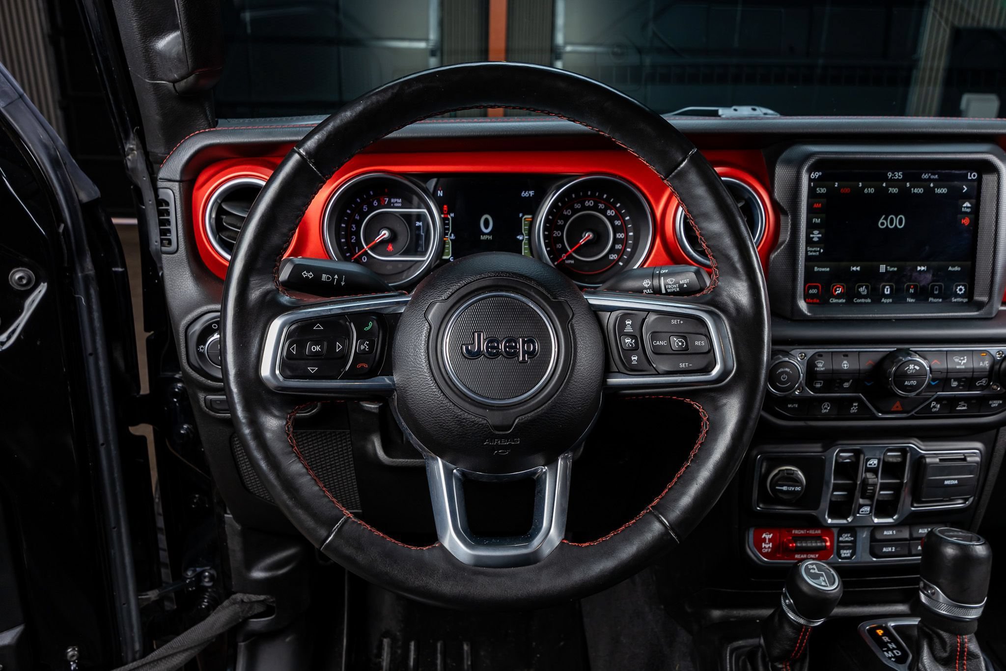 Used 2020 Jeep Gladiator Rubicon AWD/4WD image 18