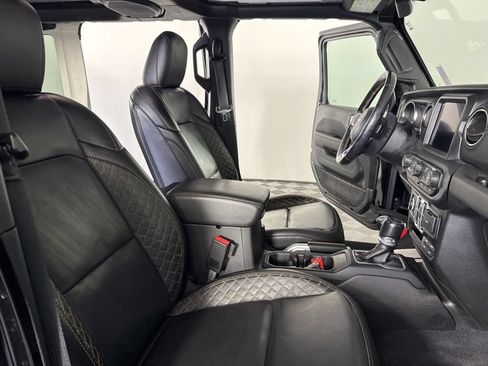 Used 2021 Jeep Wrangler Unlimited Sahara AWD/4WD image 35