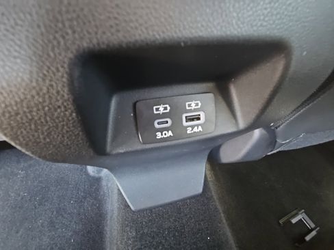 Used 2024 Subaru Crosstrek 2.5i Limited image 29