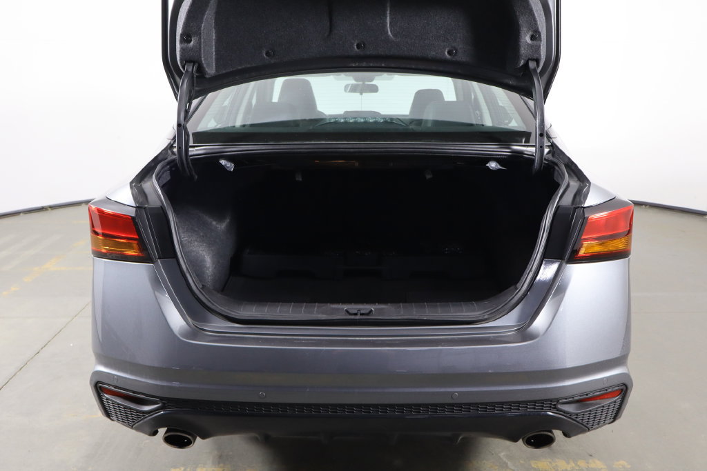 Used 2024 Nissan Altima 2.5 SR AWD/4WD image 17