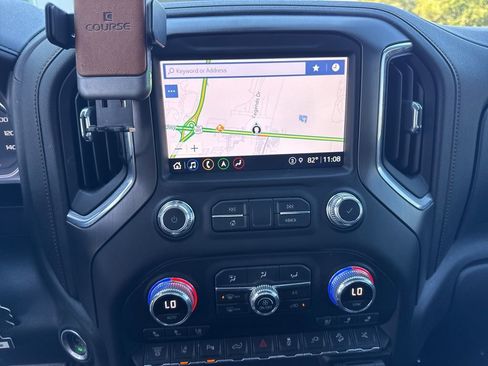 Used 2021 GMC Sierra 2500 AT4 w/ AT4 Premium Plus Package image 31