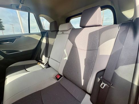 Used 2025 Toyota RAV4 XLE w/ Convenience Package FWD image 9