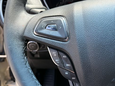 Used 2016 Lincoln MKX Premiere FWD image 19