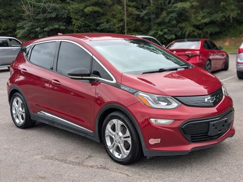 Used 2020 Chevrolet Bolt LT FWD image 11