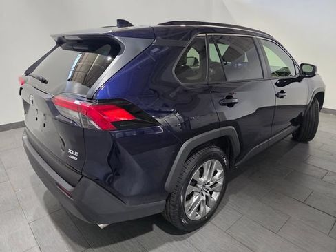 Used 2023 Toyota RAV4 XLE Premium AWD/4WD image 5
