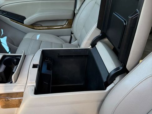 Used 2017 GMC Yukon Denali w/ Open Road Package image 33