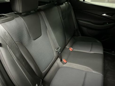 Certified 2022 Buick Encore GX Preferred w/ Cold Weather Comfort Package AWD/4WD image 25
