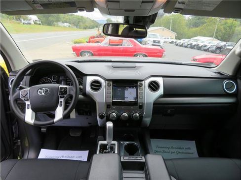 Used 2019 Toyota Tundra SR5 w/ SR5 Upgrade Package image 6