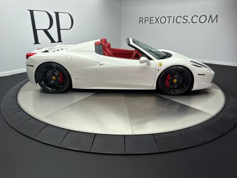Used 2013 Ferrari 458 Spider RWD image 7