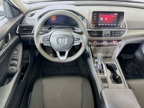 Used 2018 Honda Accord LX image 3