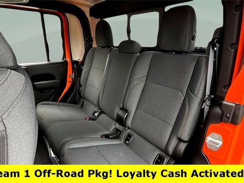 New 2025 Jeep Gladiator Sport image 26