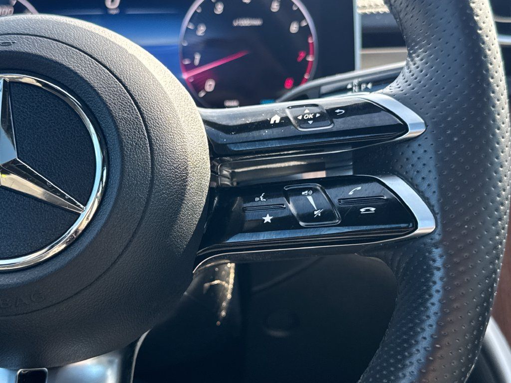 Used 2024 Mercedes-Benz C 300 4MATIC Sedan image 19