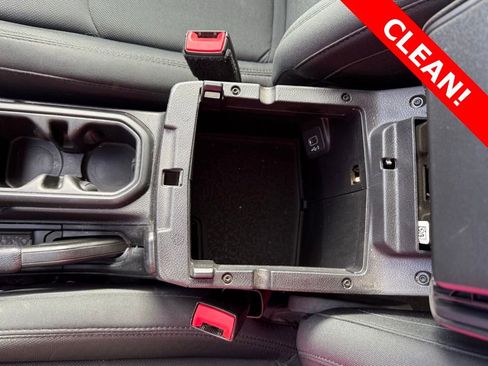 Used 2021 Jeep Wrangler Unlimited Sahara w/ Uconnect 4C Nav & Sound Group image 34