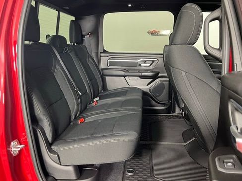 New 2026 RAM 1500 4x4 Crew Cab image 30
