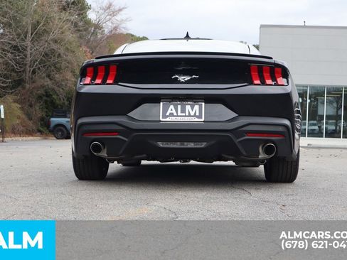 Used 2025 Ford Mustang Premium image 6