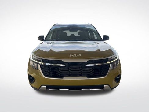 Used 2024 Kia Seltos S AWD/4WD image 2
