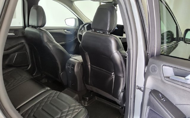 Used 2024 Ford Escape ST-Line w/ Tech Pack #1 AWD/4WD image 16