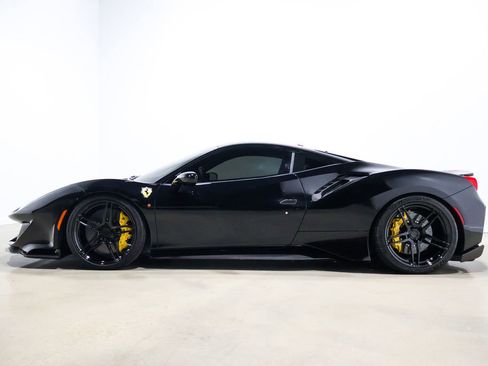 Used 2020 Ferrari 488 Pista image 20