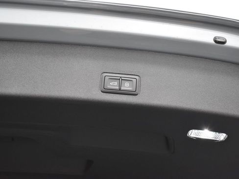 New 2026 Audi Q3 quattro 2.0T AWD/4WD image 20