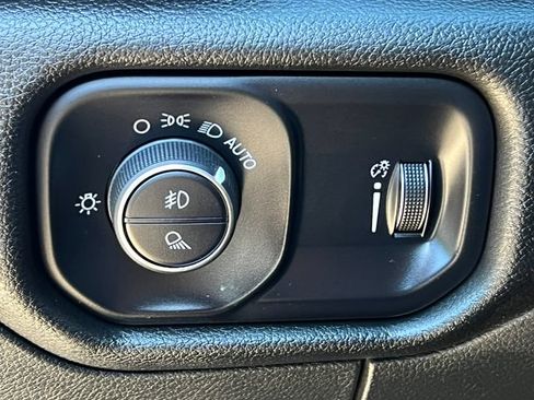 Used 2023 RAM 1500 Big Horn AWD/4WD image 20