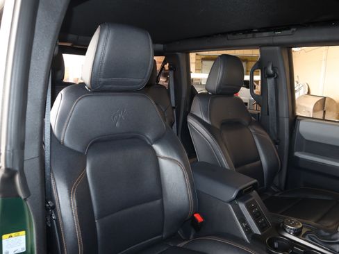 Certified 2023 Ford Bronco Badlands AWD/4WD image 39