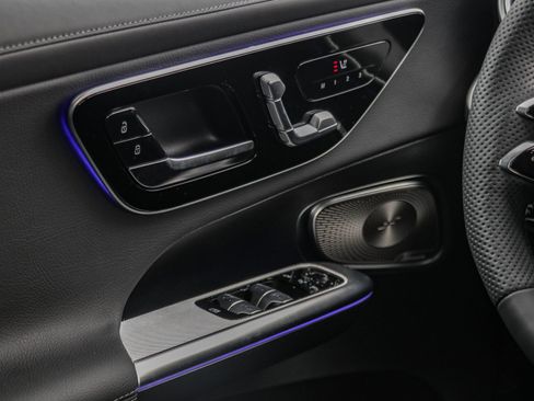 New 2026 Mercedes-Benz GLC 300 4MATIC image 11