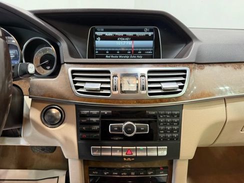Used 2014 Mercedes-Benz E 350 4MATIC Wagon w/ Premium 1 Package image 70
