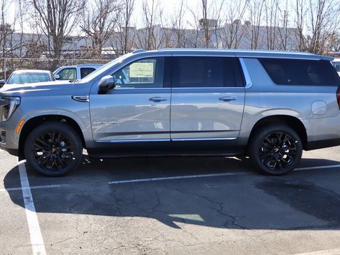 New 2026 GMC Yukon XL Elevation image 5