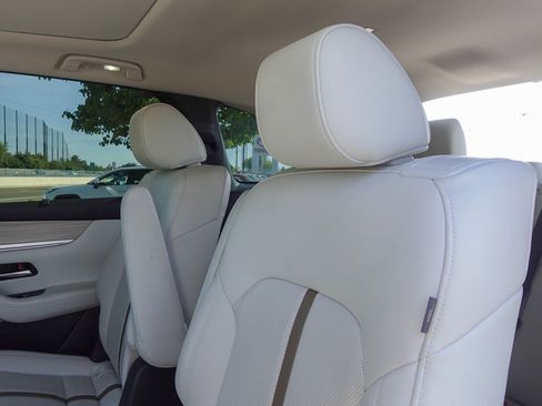 Used 2024 MAZDA CX-90 Plug-In Hybrid w/ Premium Plus image 22