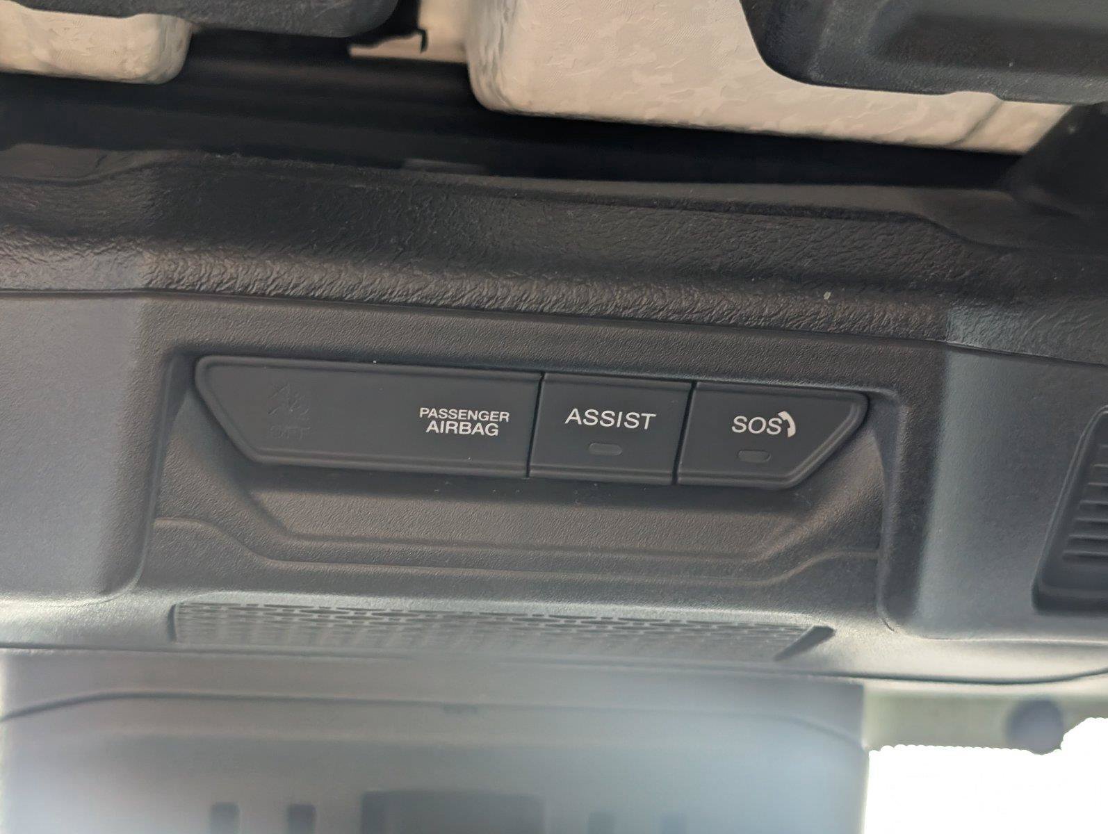 Used 2025 Jeep Wrangler Unlimited Sahara AWD/4WD image 19